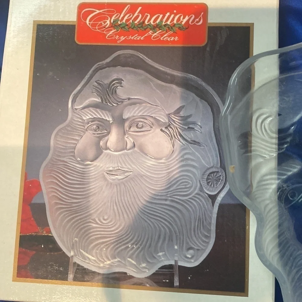 Santa candy dish/plate 8”  NEW